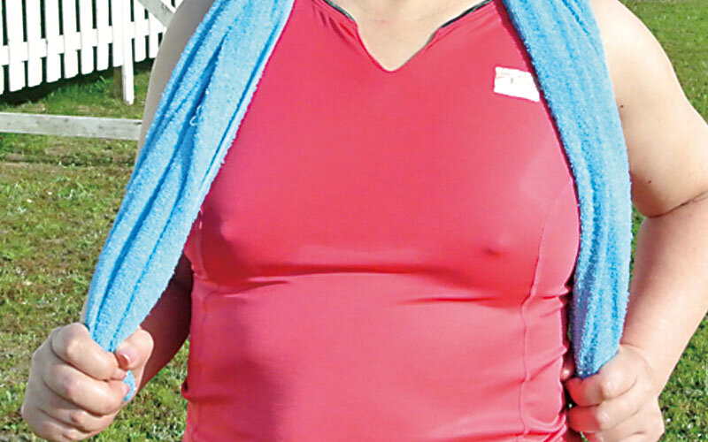 【完全版】[erdm00146]「こんなおばさんの乳首で興奮しちゃうの？」ノーブラの母は拒みつつも濡れていたので…4時間＜----＞