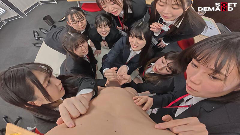 【完全版】[1sdjs00316]SOD女子社員試験官9名が全裸男性1名へち○ぽの勃起からザ～汁射精を手厚いサポート付きでじっくり審査 新人AV男優CFNMハーレムオーディション＜SOD女子社員＞